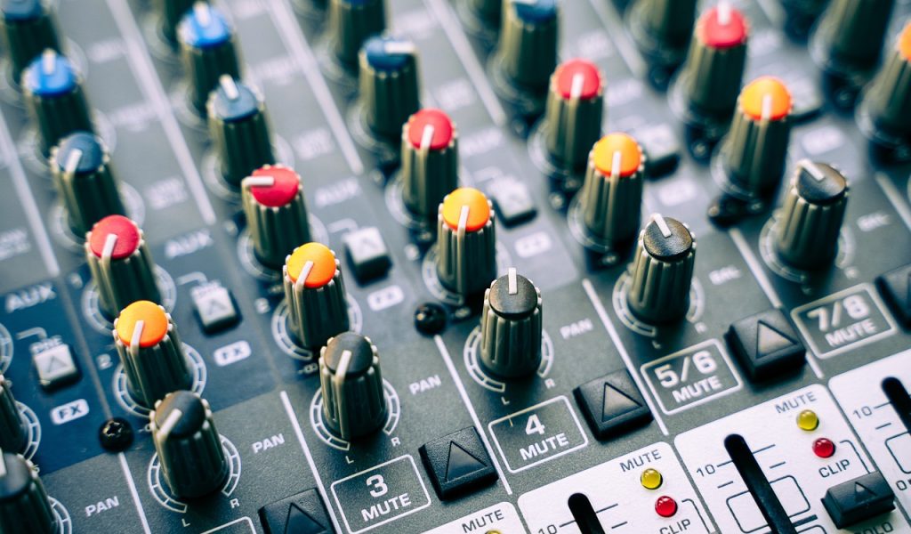 mixer, dj, music-4197733.jpg